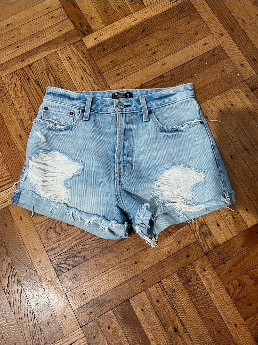 Abercrombie & fitch Annie high rise short size 26/2